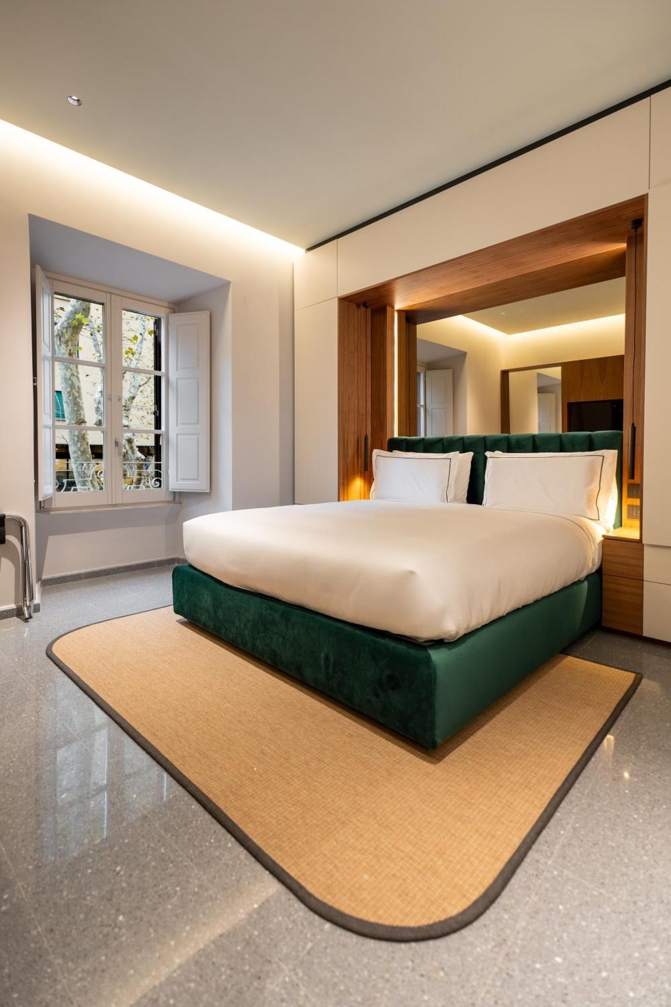 Luxury Near Colosseum *