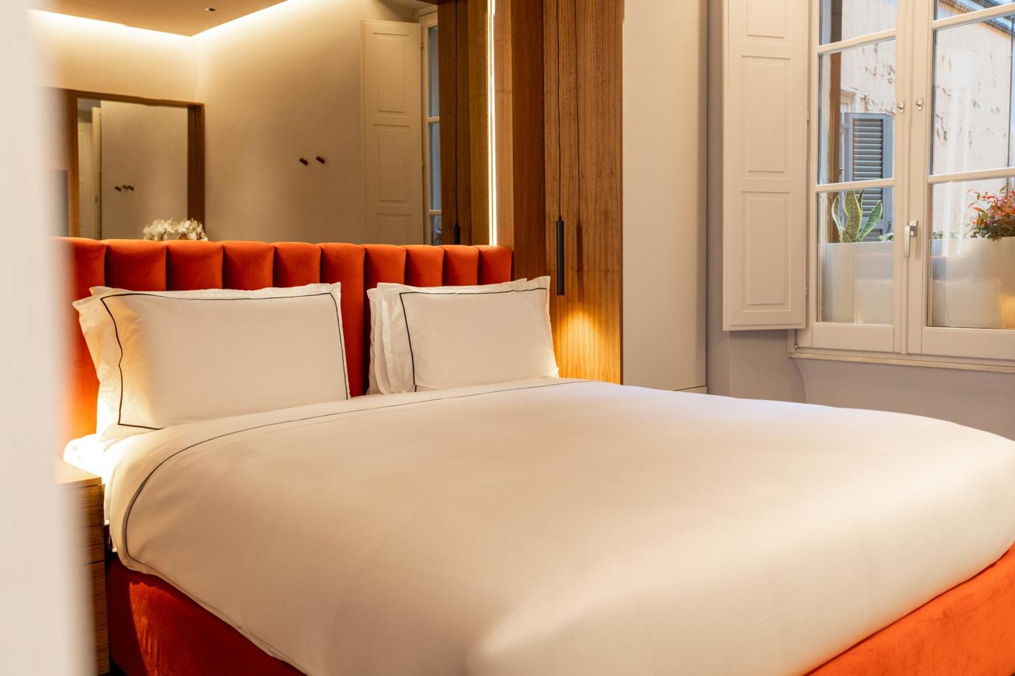 Luxury Near Colosseum Apartment
