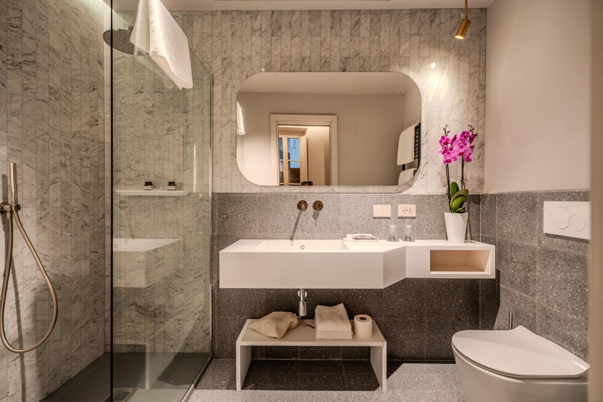 Luxury Near Colosseum Apartment Rom